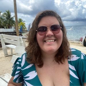 Meet your Posher, Haley